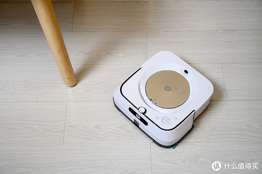 iRobot i7+扫地机与m6拖地机：先扫后拖、极致清洁