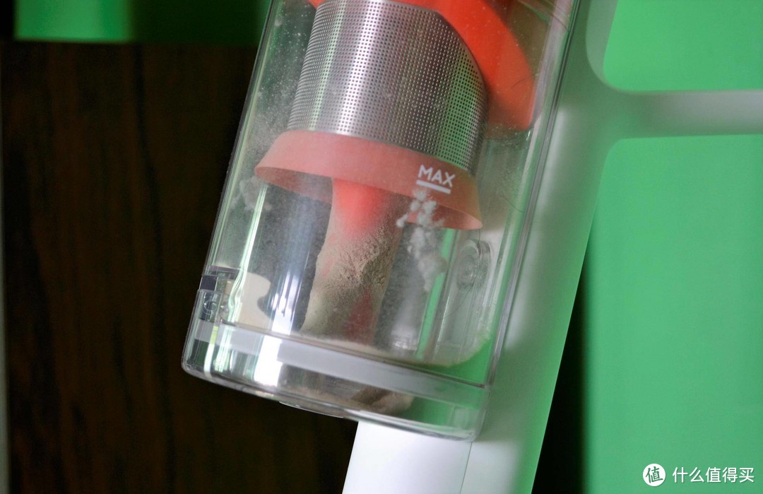 大未轻劲吸尘器评测：强劲吸力性能好 治愈你的洁癖
