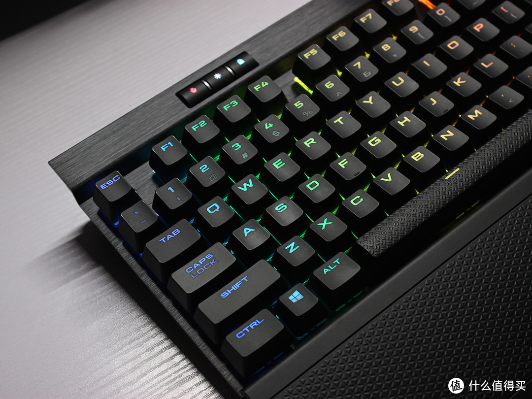 终于还是上了这条贼船，海盗船K70 RGB MK.2键盘开箱