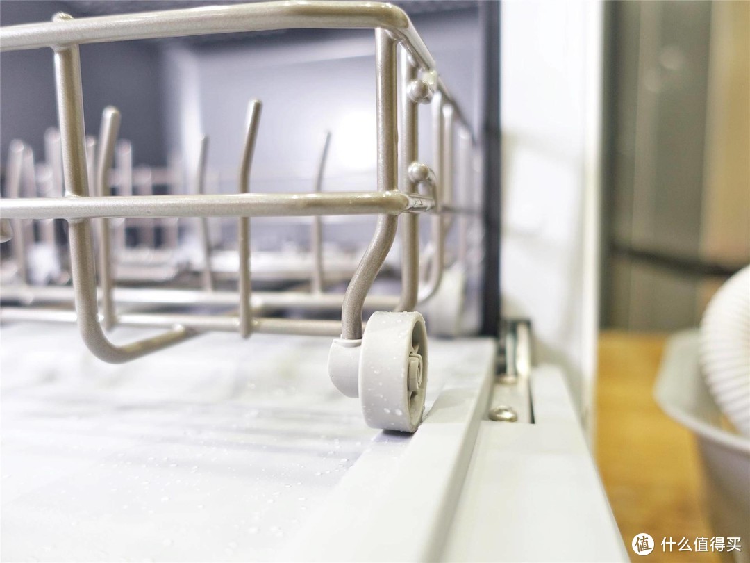 解决无法安装洗碗机的痛点，云米台式洗碗机使用评测