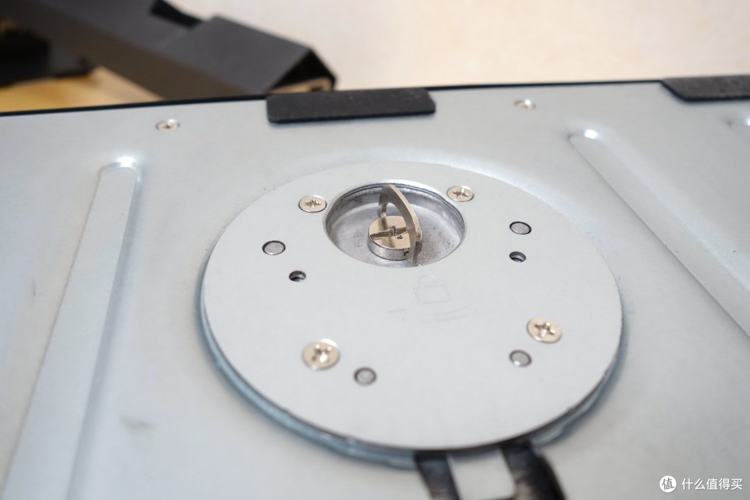 165Hz高刷还自带RGB的小金刚，微星PAG272QRZ显示器体验