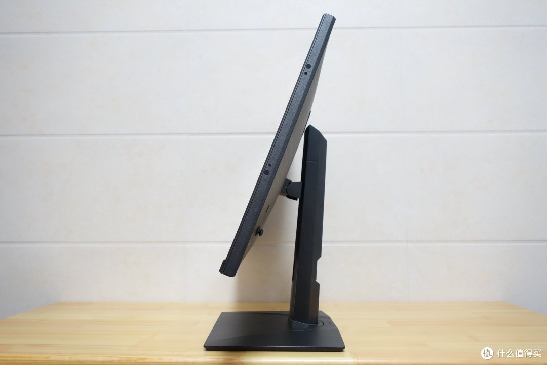 165Hz高刷还自带RGB的小金刚，微星PAG272QRZ显示器体验