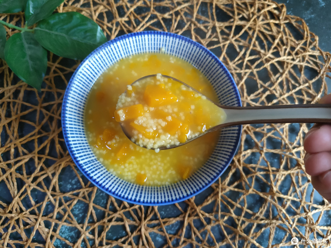 这碗"黄金粥",营养好喝不上火,3块钱熬一锅