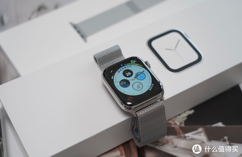 AppleWatch S4 银色不锈钢版44mm