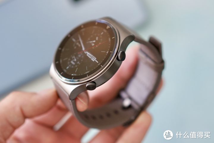 华为WATCH GT2 Pro评测：高端智能手表的不二选择