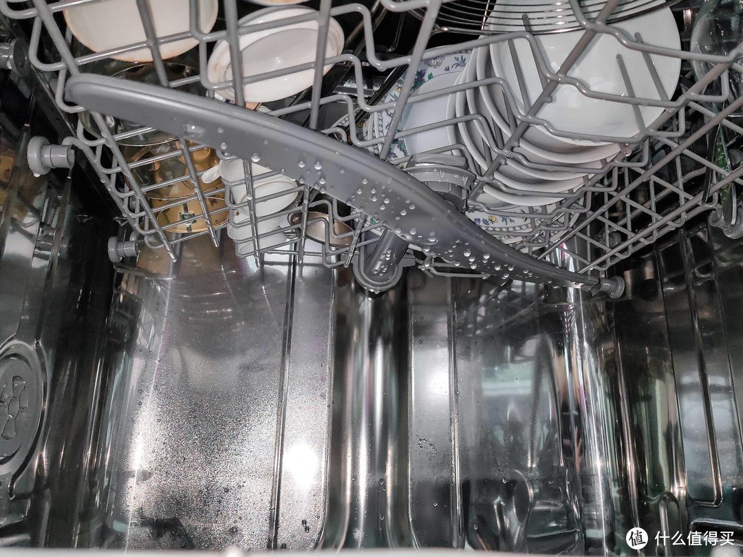 人类文明之光，不打孔安装海尔13套消毒型洗碗机