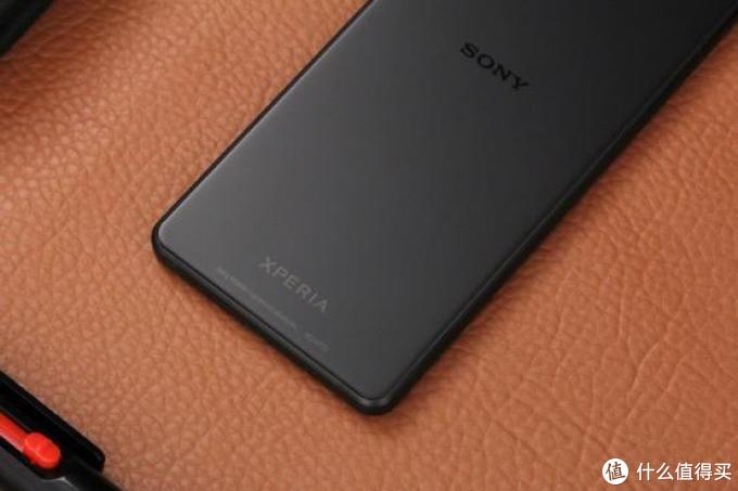 索尼α9专业影像系统加持索尼xperia1ii在影像上实现降维打击