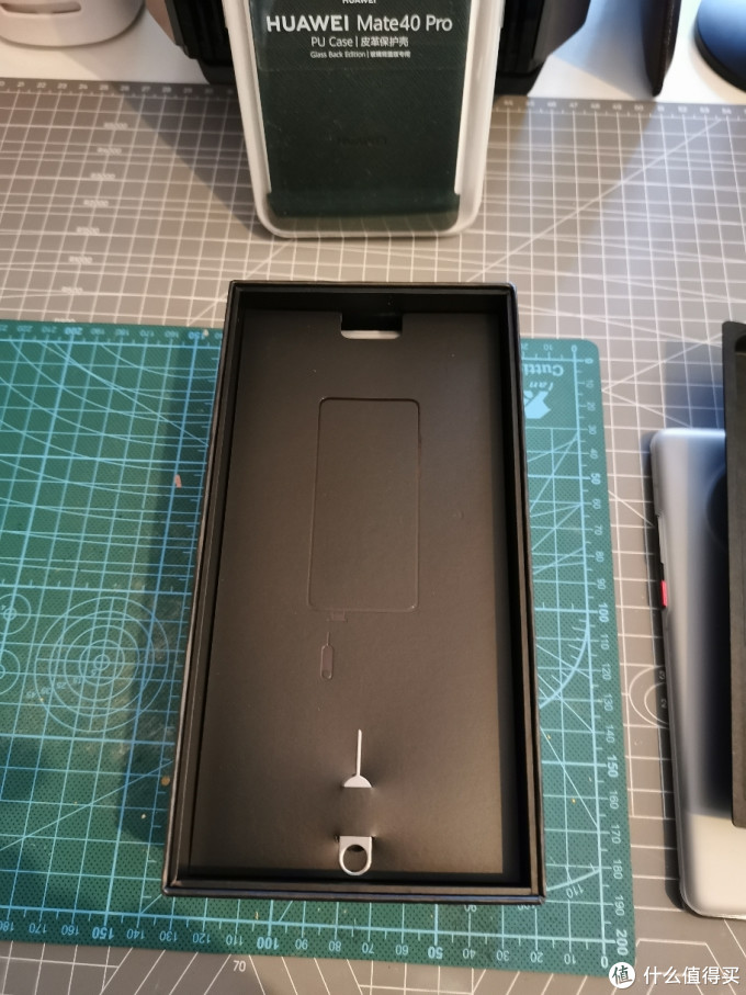 国产高端手机一哥驾到,华为mate40 pro亮黑色入手开箱