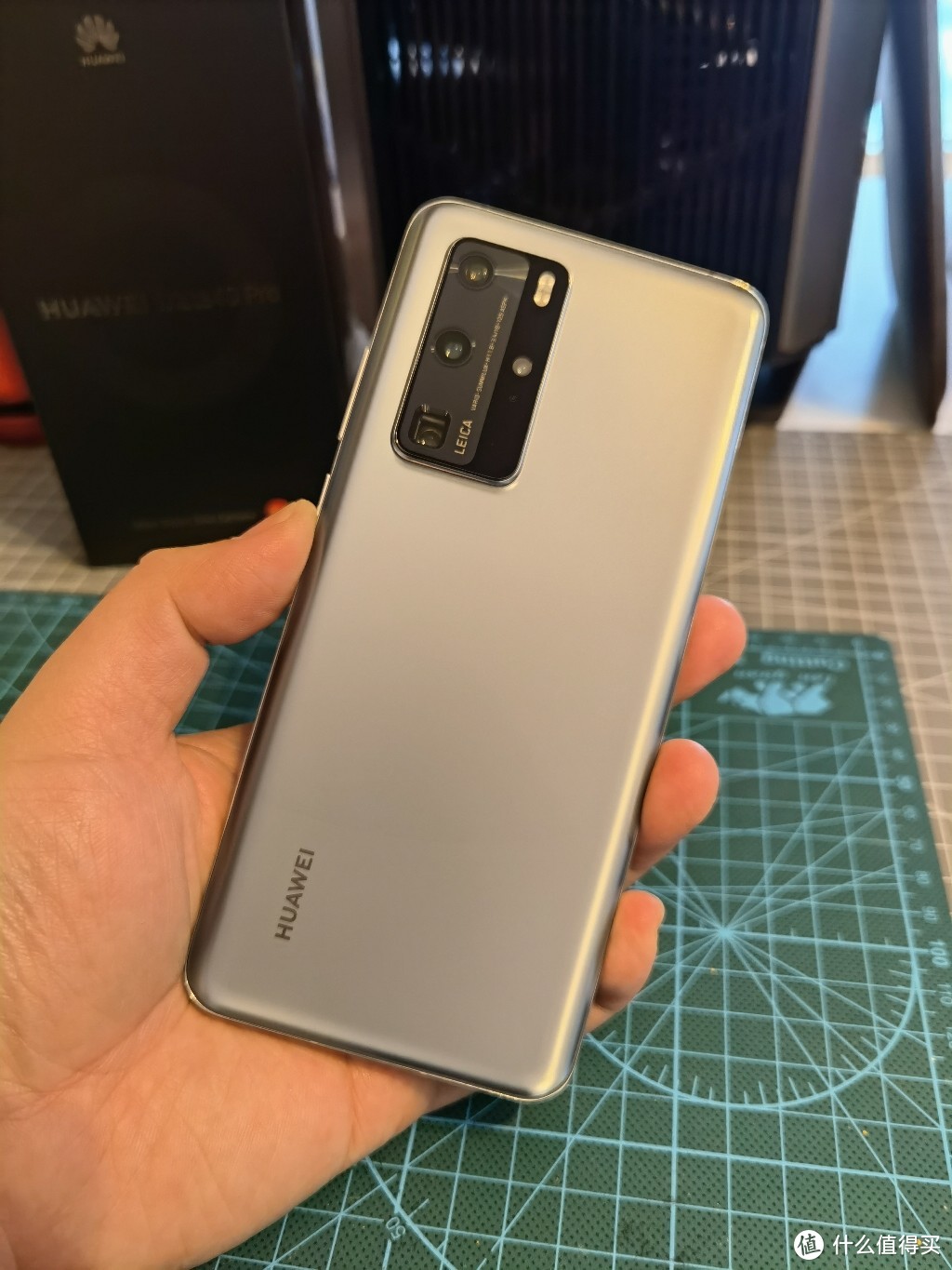 開箱篇十五趕在華為mate40pro上市之際又入手了臺p40pro256g冰霜銀