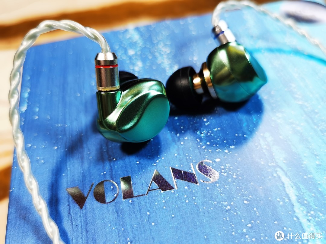 木耳也爱hifi 篇十二 鱼跃如鸢飞 阿思翠动圈旗舰volans飞鱼座 耳塞式耳机 什么值得买