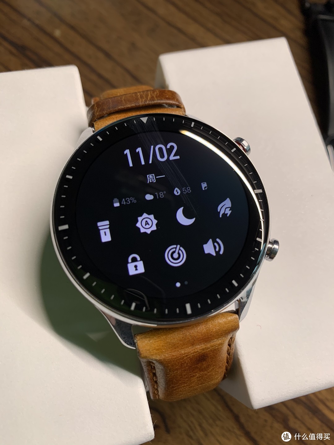 华米Amazfit GTR2经典版开箱