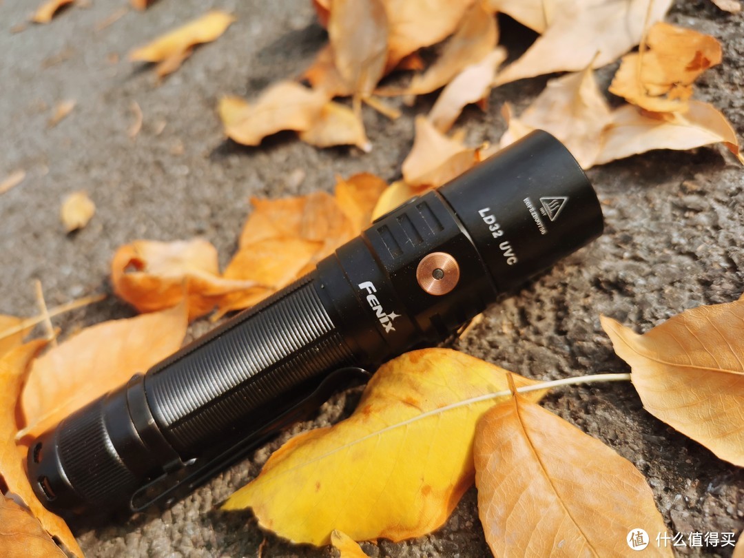 户外手电也能杀菌？Fenix LD32手电化身成为抗疫EDC