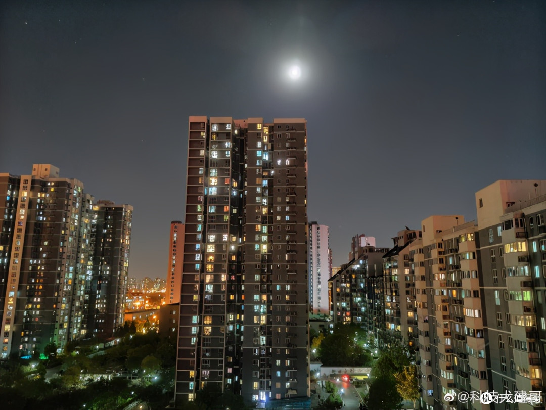 Iphone 12夜景拍照实测 手机通讯 什么值得买