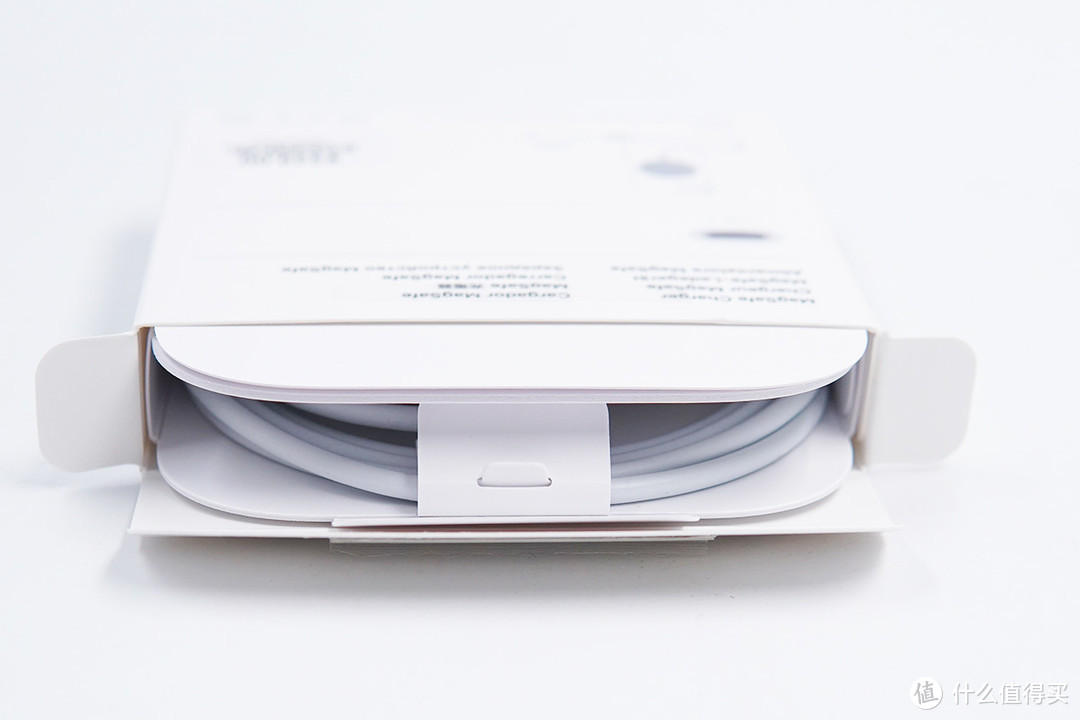 苹果味儿的仪式感鸡肋的速度苹果magsafe充电器评测