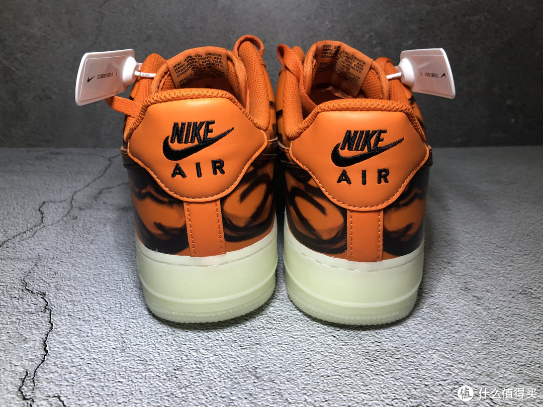 鞋面X光，Nike AF1 橙色骨头开箱