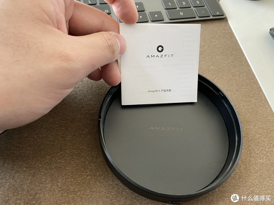 等了两个月的“未来”？众筹华米Amazfit X概念手表到手开箱