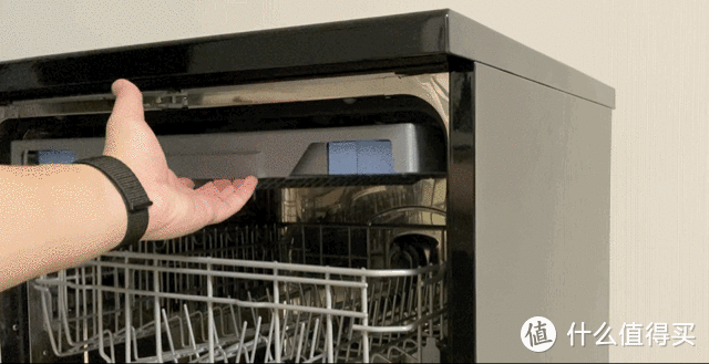 不改造橱柜就不能安装大容量洗碗机？无需改造也能用超大容量智能烘干洗碗机！