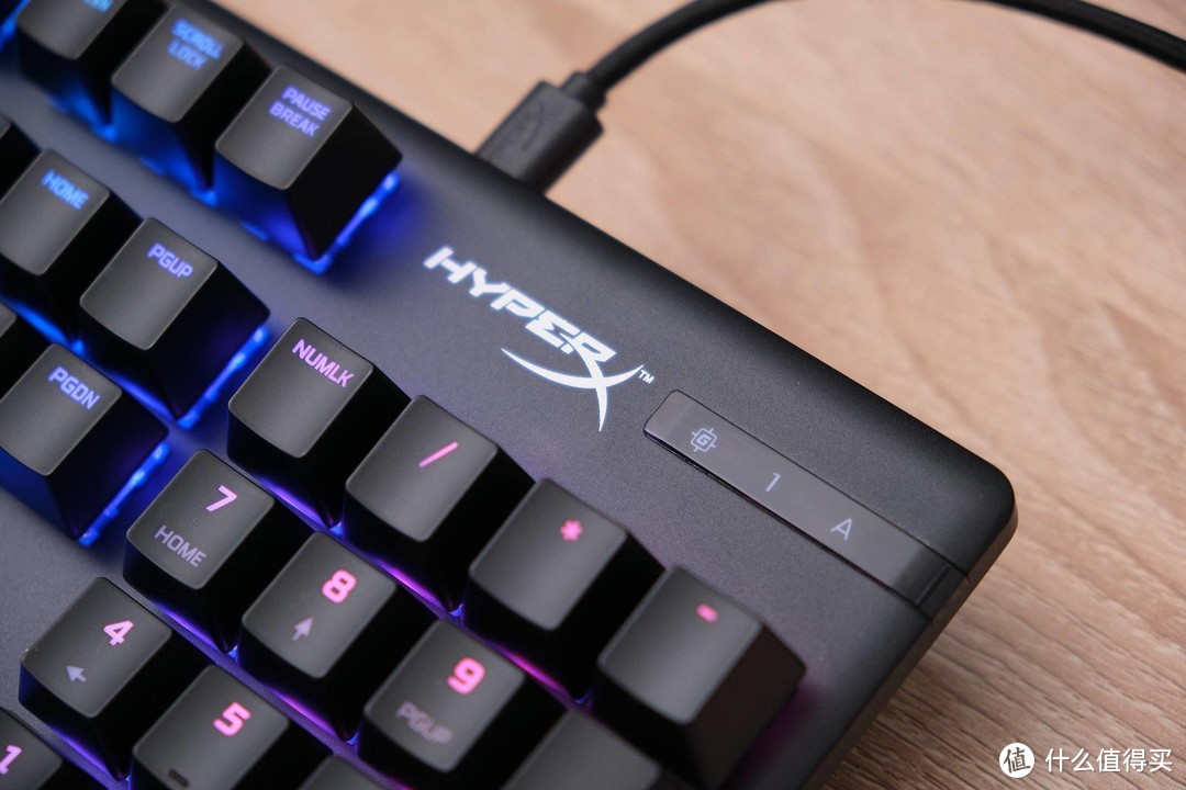 刻意求工宁缺毋滥：HyperX起源机械键盘 冰轴版