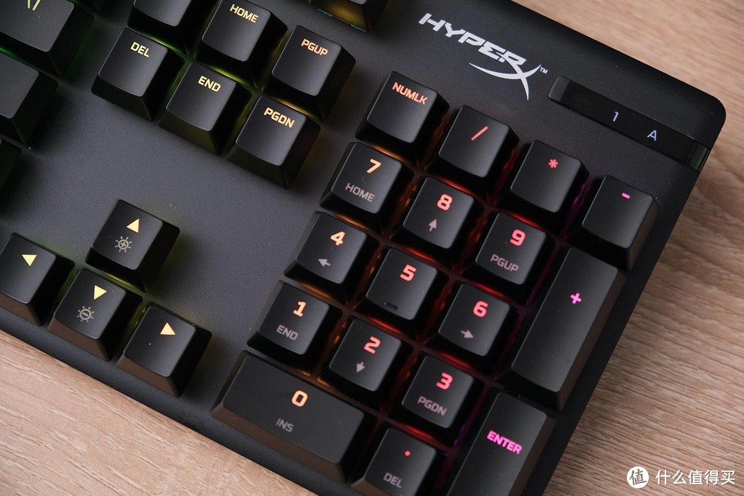 刻意求工宁缺毋滥：HyperX起源机械键盘 冰轴版