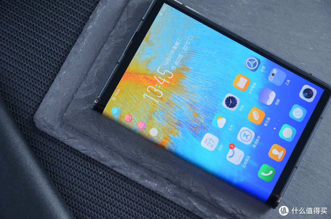 万元以下的国产5G折叠屏手机：柔宇FlexPai 2评测