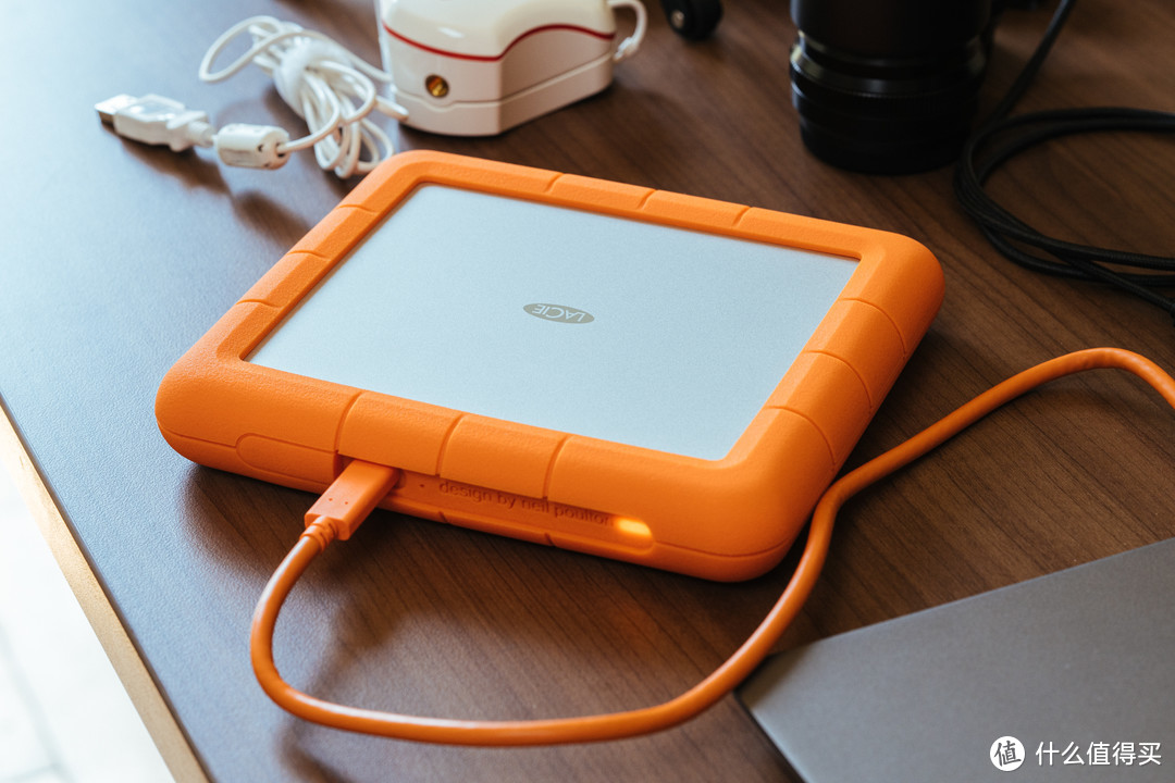 可极速传输可镜像安全，不一样的移动硬盘：LaCie Rugged RAID Shuttle体验