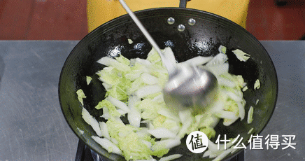 厨师长分享：如何用家庭小灶爆炒蔬菜，满满的小技巧