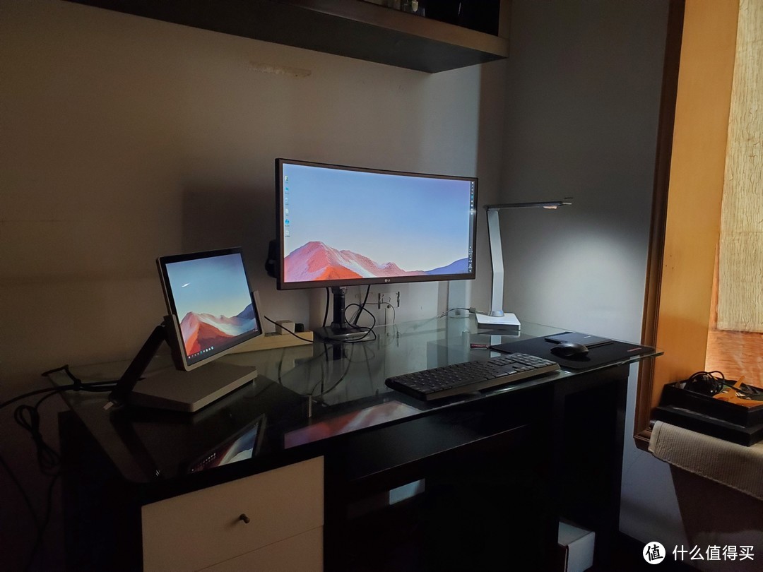 Surface Pro秒变Studio一体机：Kensington 肯辛通SD7000拓展坞