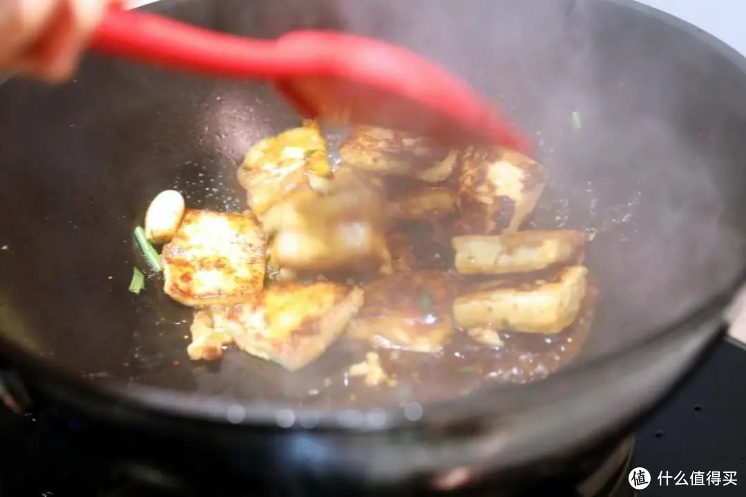 是高压锅也是电饭煲，红烧蹄髈蒸米饭，一锅搞定（附菜谱）