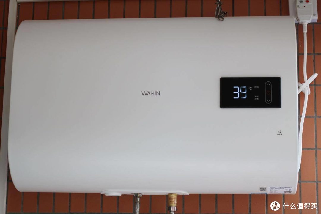 老房子安装新热水器，华凌电热水器开箱评测