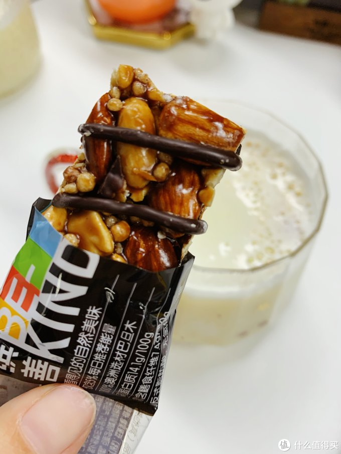 减脂期到底能吃什么零食02bekind缤善迷你坚果棒测评