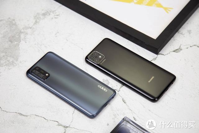 （右：华为畅享20，左：OPPO K7x）