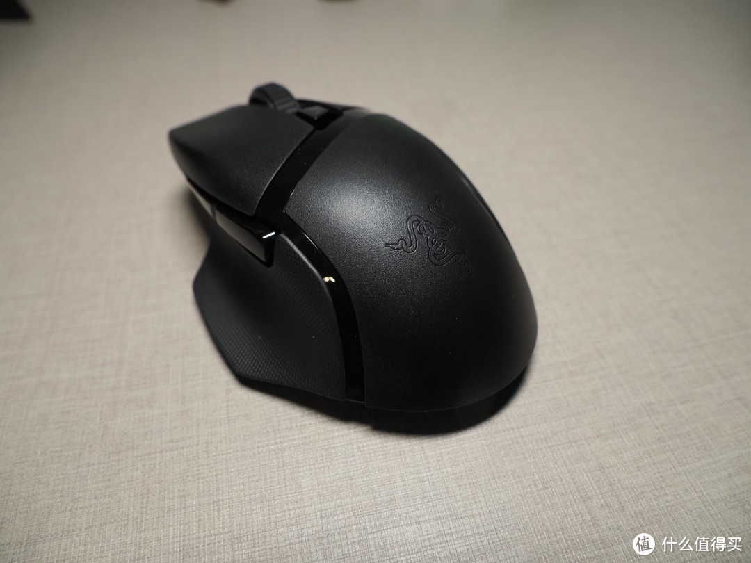 雷蛇 Razer 巴塞利斯蛇 X 极速版