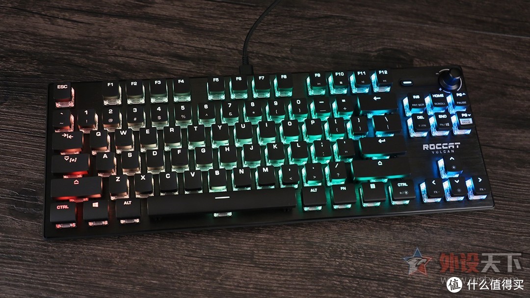 冰豹瓦肯Vulcan TKL Pro/TKL游戏机械键盘评测