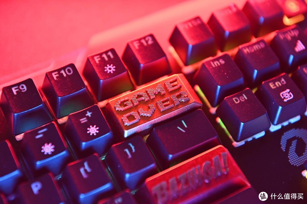备战2077 达尔优EK925二代RGB键盘