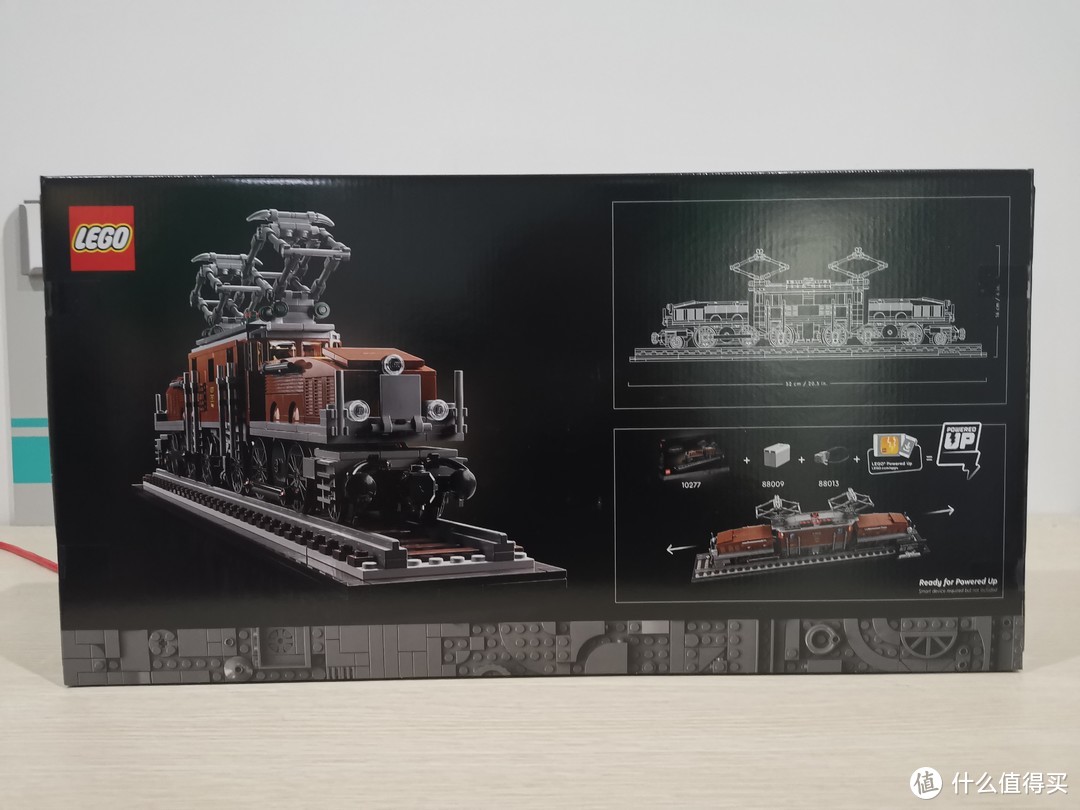 LEGO 10277 时隔7年后的收藏级火车头 鳄鱼火车头