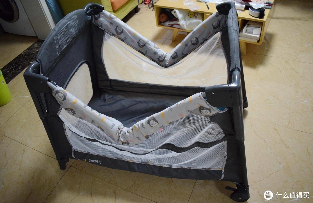 婴儿床也能随手带，贝影随行多功能折叠婴儿床