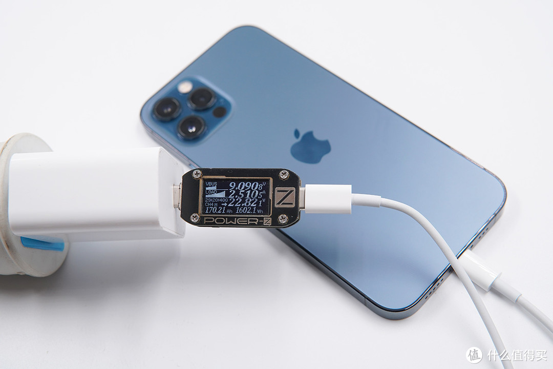 笔记本充电器可以给手机充电吗？iPhone 12 Pro实测