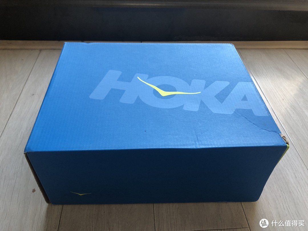 平足跑者的跑鞋选择之路——HOKA One One Arahi阿瑞海1代开箱