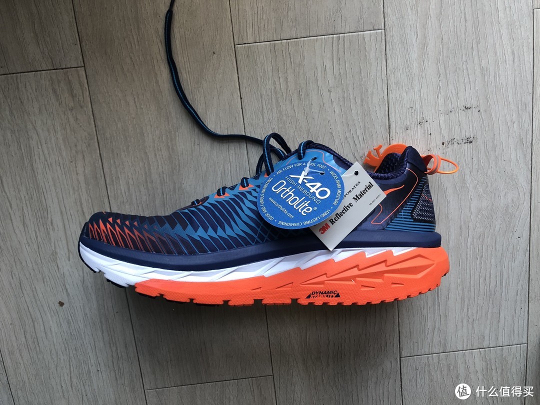 平足跑者的跑鞋选择之路——HOKA One One Arahi阿瑞海1代开箱