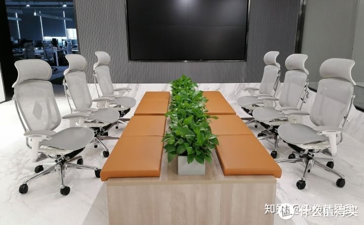 好物官：（11月更）2020年，从百元到万元最值得购买高性价比的人体工学椅