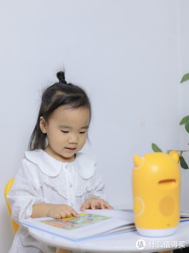 如何选购一台优质早教机帮助宝宝语数英全面发展？