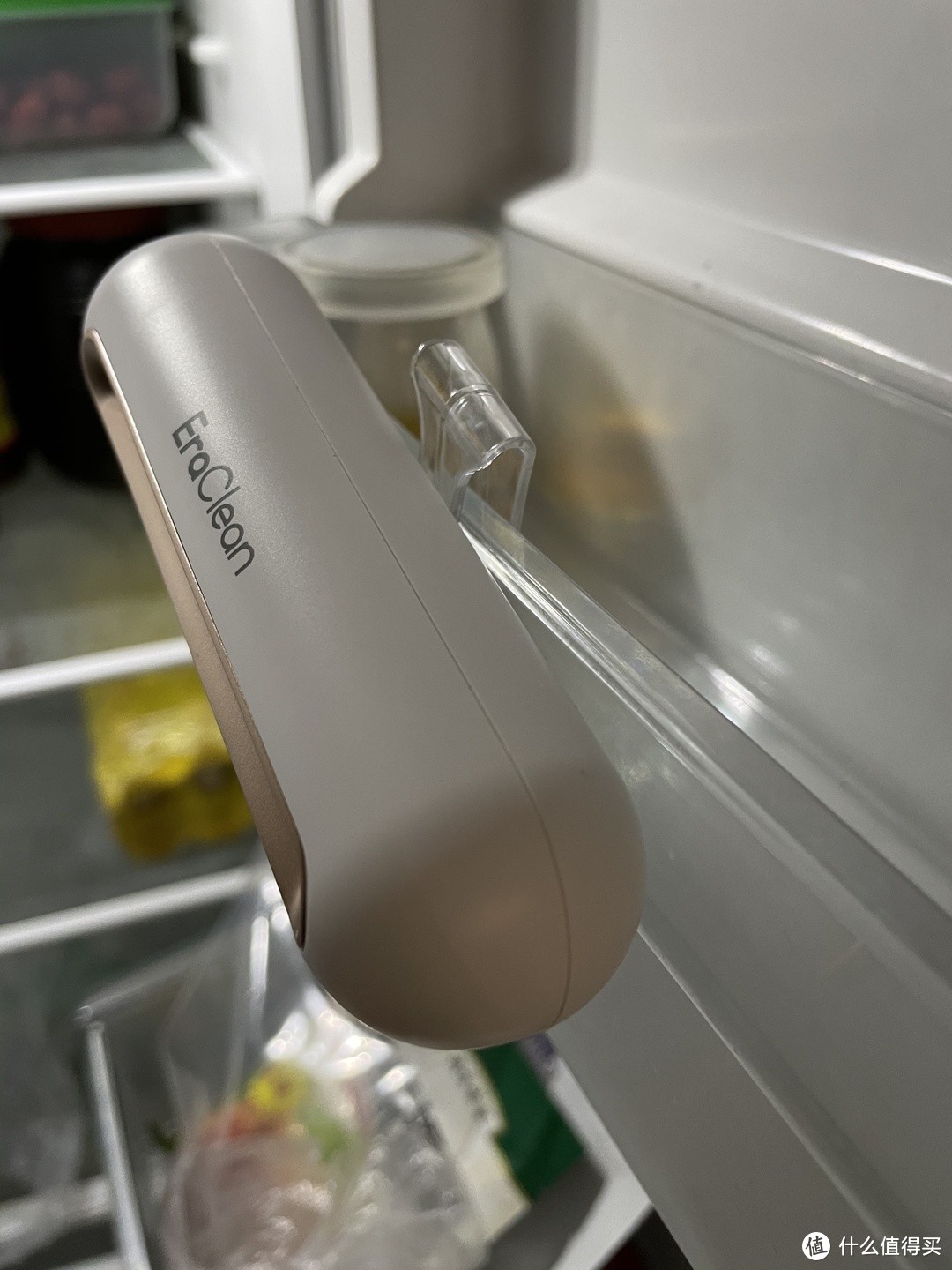 不用更换耗材的除味盒---- EraClean冰箱净味消毒器