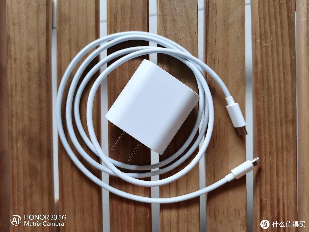 双十一剁手战绩: 简装版iPhone11加仓华快充，也很香