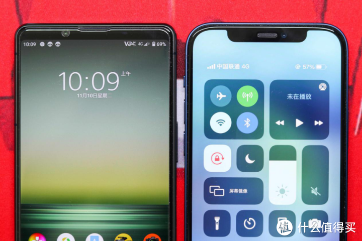 *级硬件之间的碰撞，iPhone 12 VS 索尼 Xperia 1 II