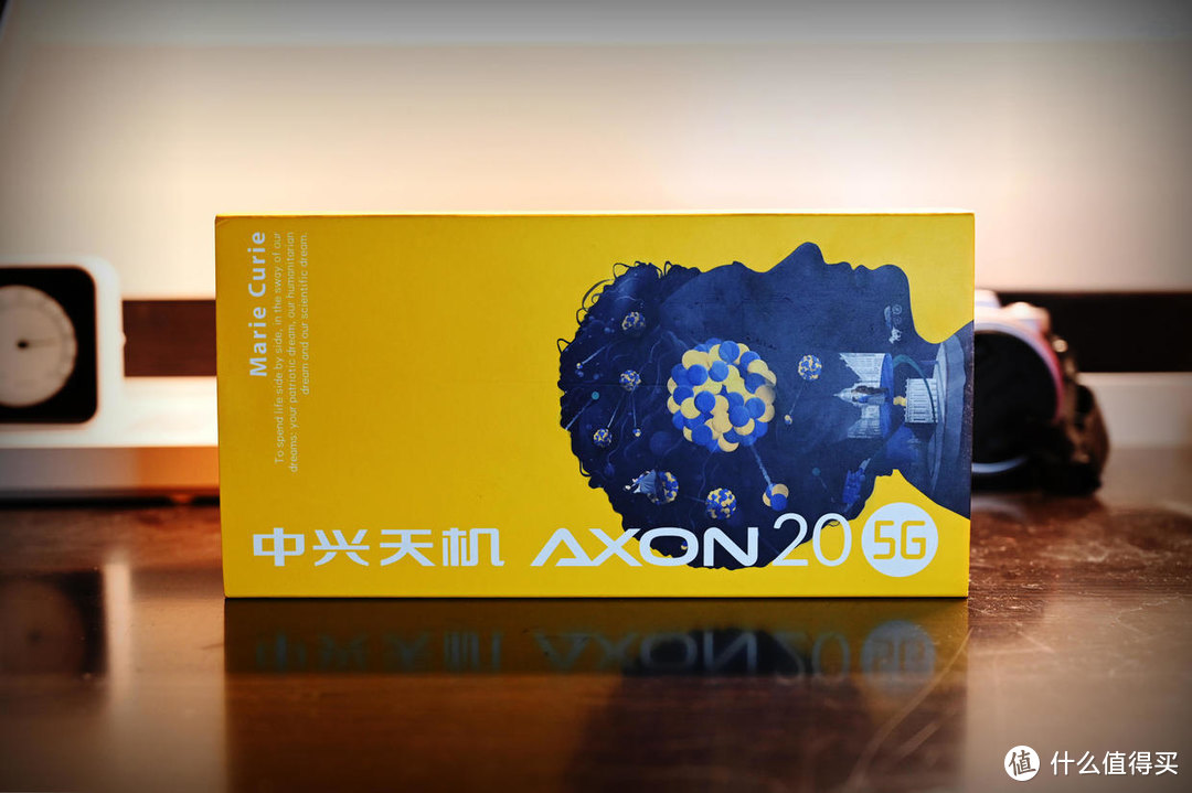 用屏下摄像，给全面屏加个补丁，天机Axon 20 5G体验