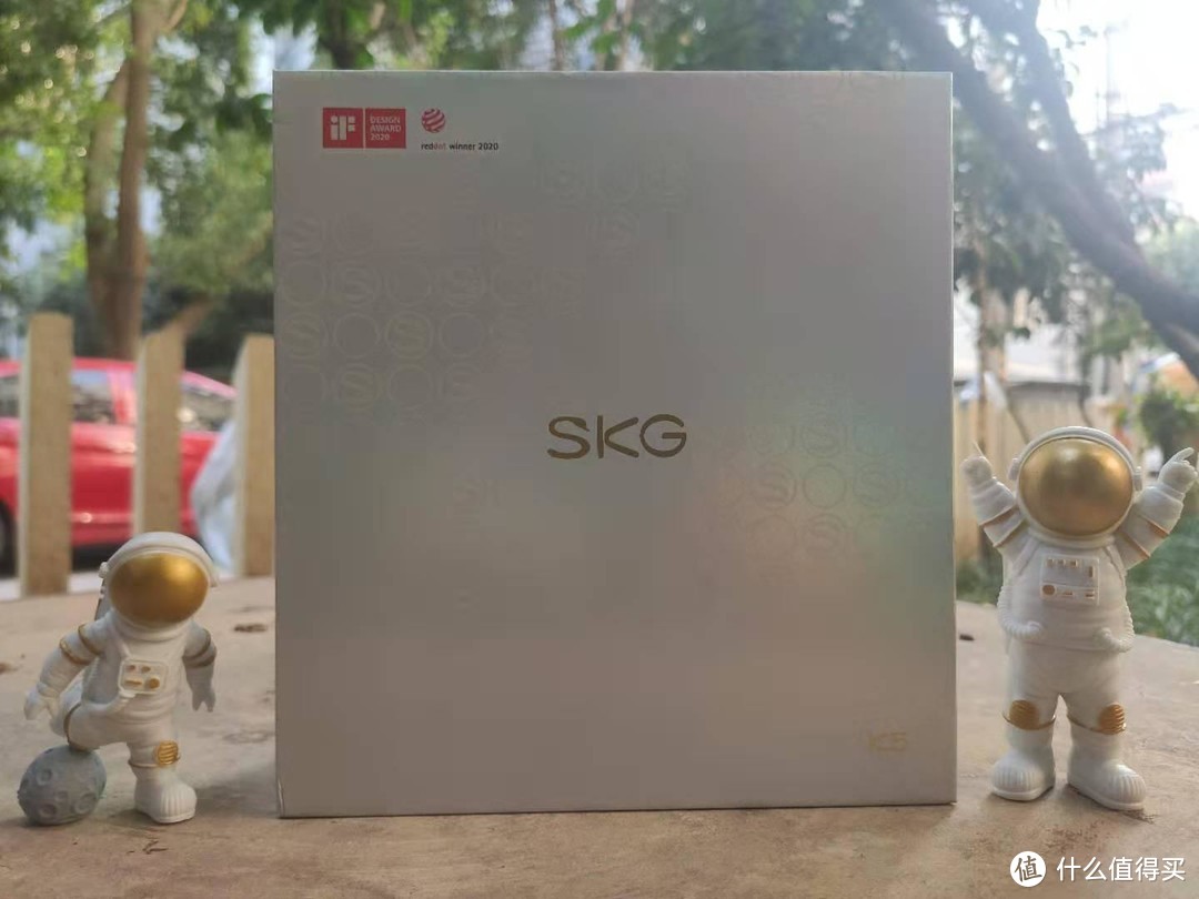 王一博同款颜值的国产品牌，SKG全新K5颈椎按摩评测