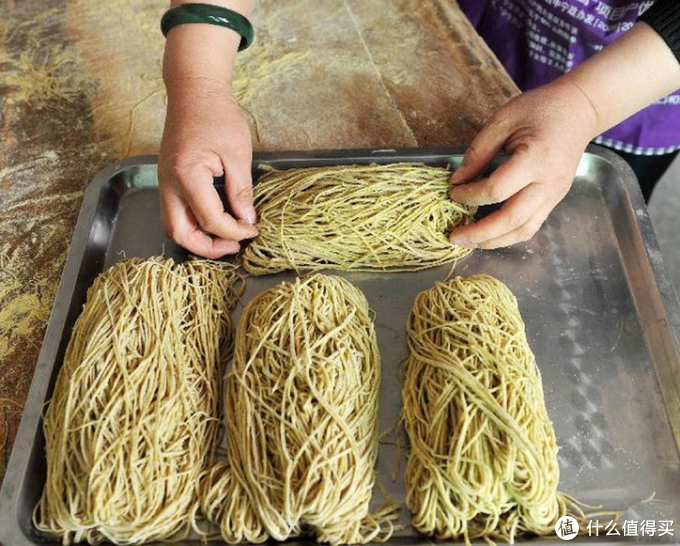 舌尖上的非遗宁夏中宁蒿子面