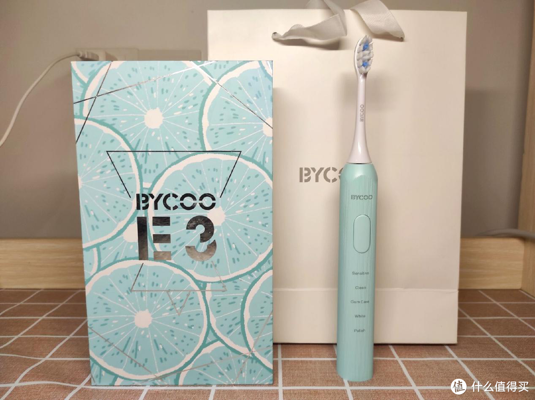 电动牙刷哪个品牌好？匠心品质BYCOO E3一周使用体验