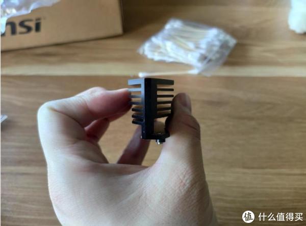 来自英特尔的性价比,微星Z490M S01拆解评测