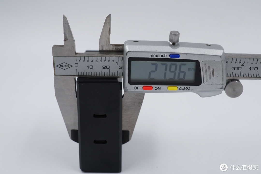 拯救者电竞手机Pro专用：联想90W 2C 氮化镓充电器评测